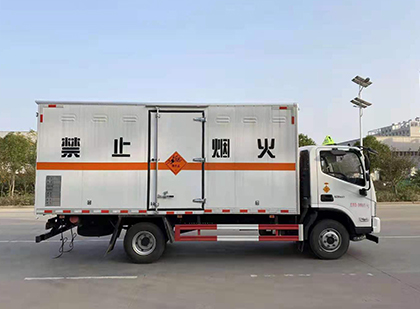 唐河爆破器材运输车